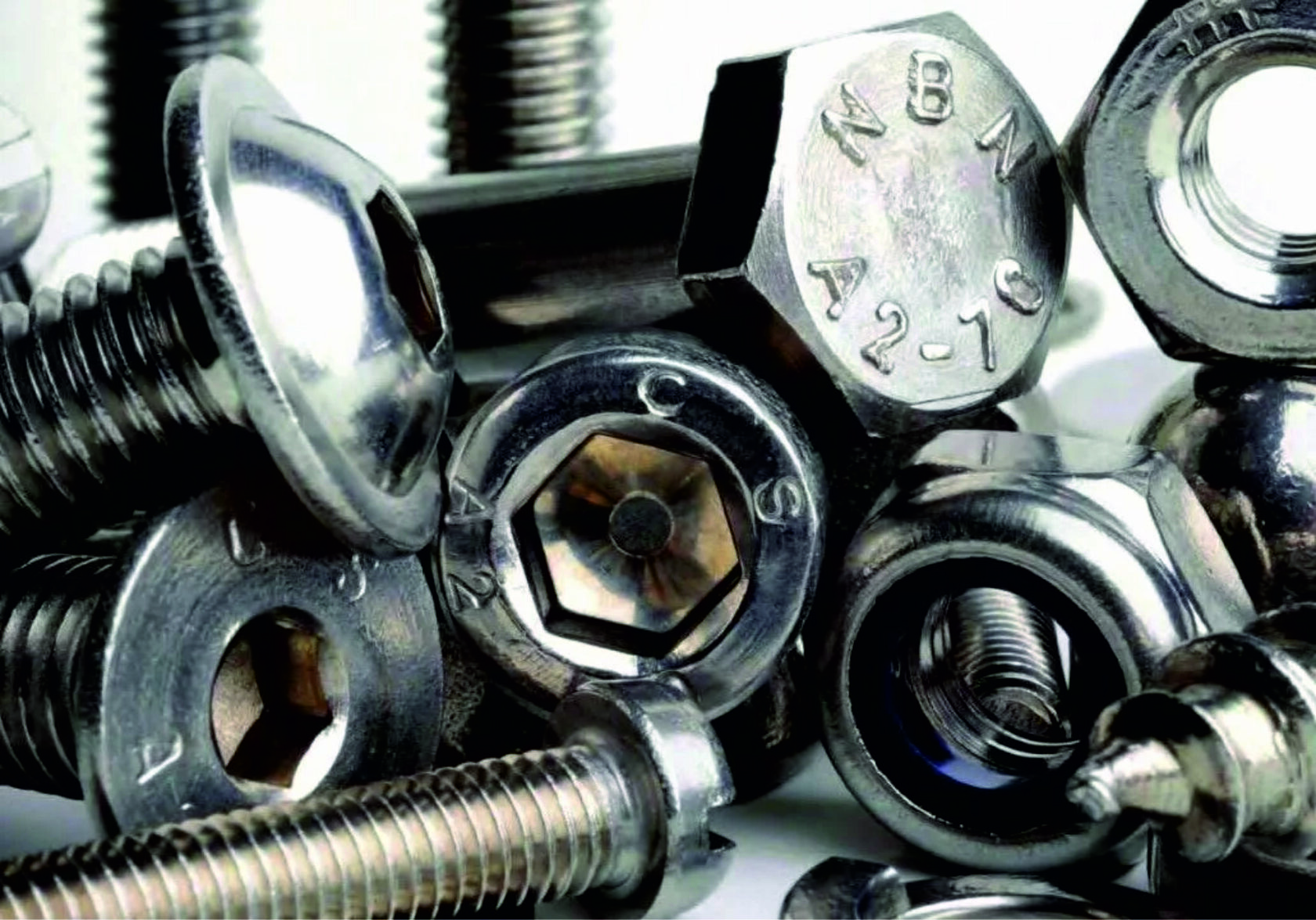 Строительные материалы и изделия. И надежные материалы которые. Сырье и комплектующие. Строительные и отделочные материалы. Показатель надежности примеры.