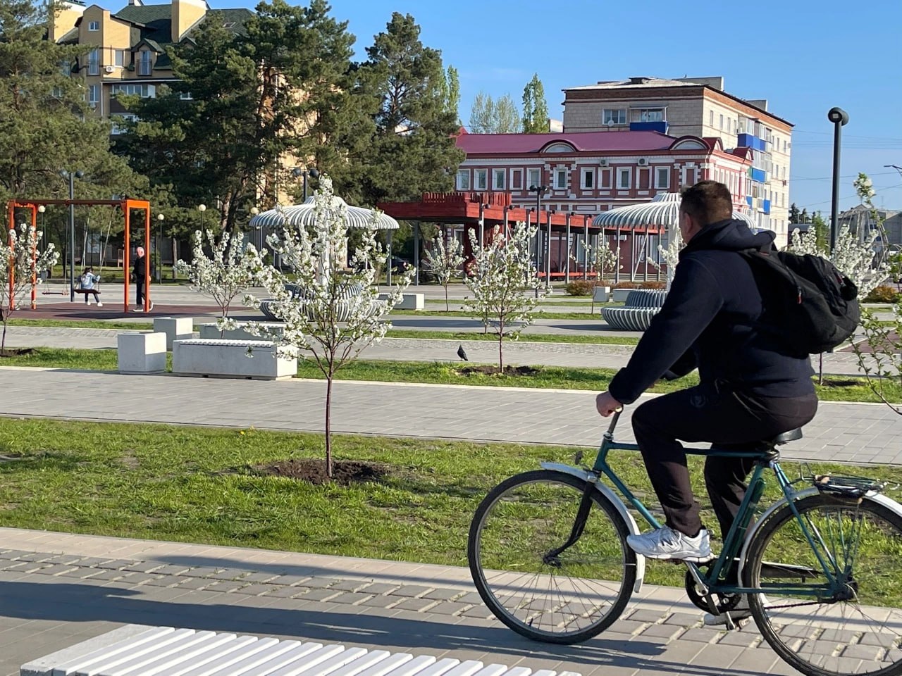 Работа город урюпинск. Урюпинск провинция. Ока Урюпинск.