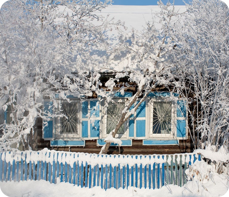 заснеженный дом