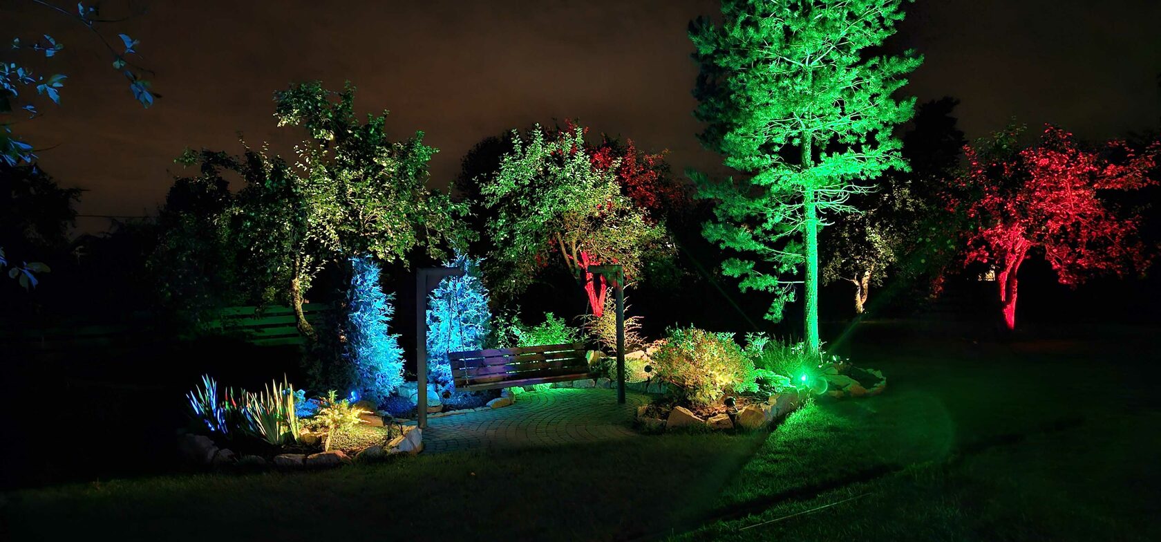 Готовые комплекты ландшафтного освещения деревьев и сада от 4 до 18 ...