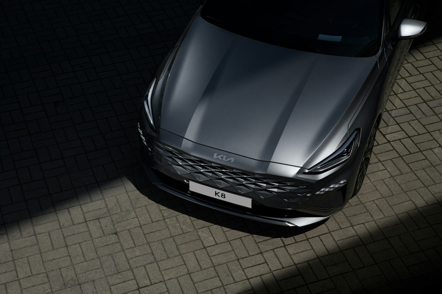 Kia Sportage — вид спереди