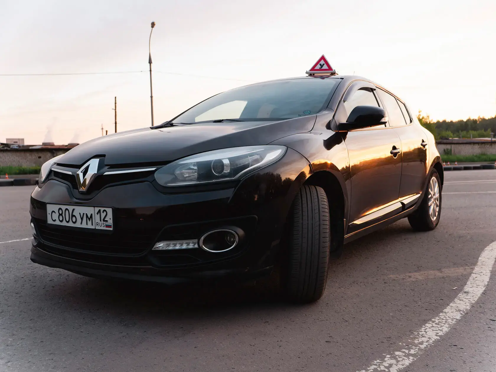 Renault Megane — учебный автомобиль автошколы Учебный центр Йошкар-Ола