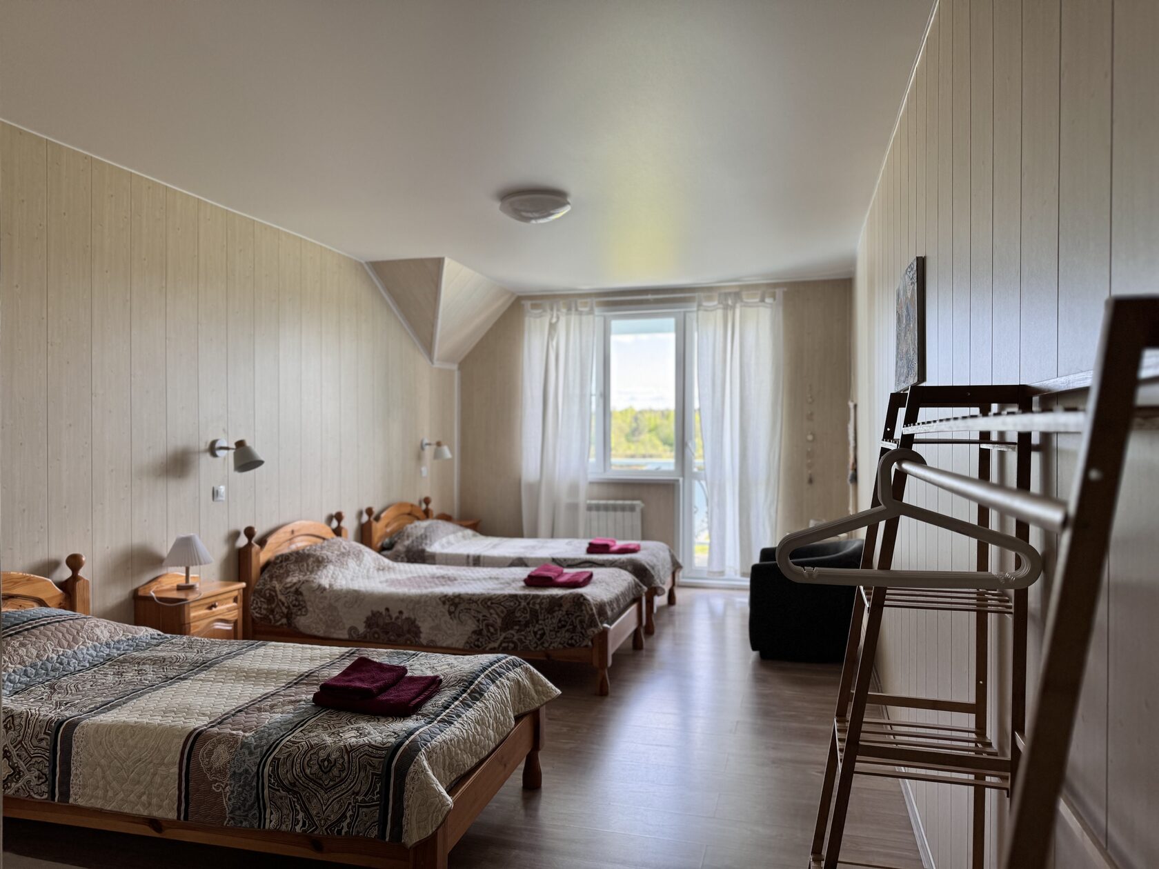 трехместное размещение в ретрит центре