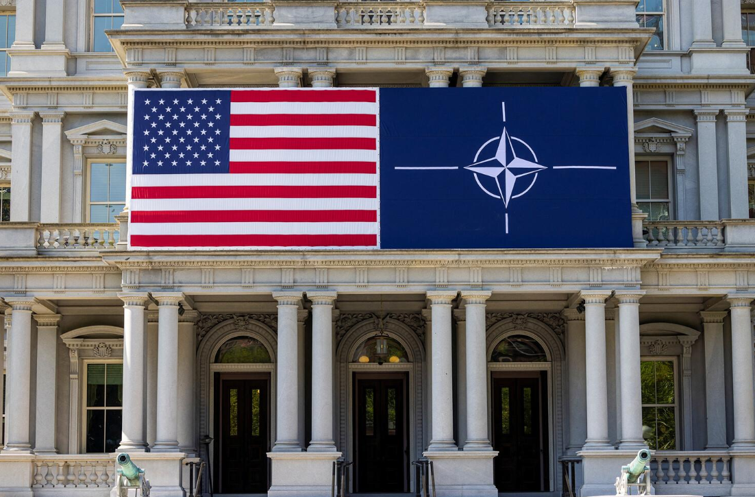 флаг НАТО США союз