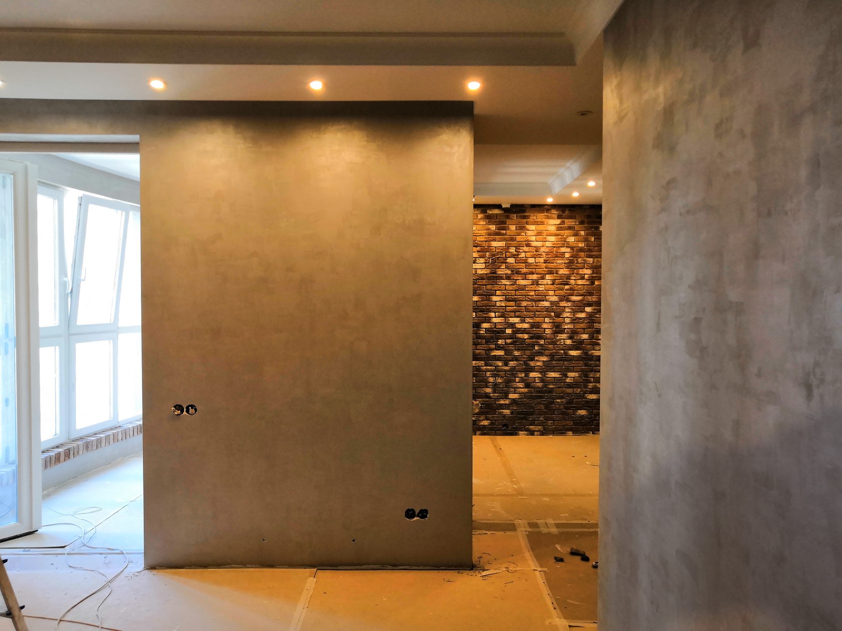 Декоративная штукатурка для внутренней отделки стен тайфун