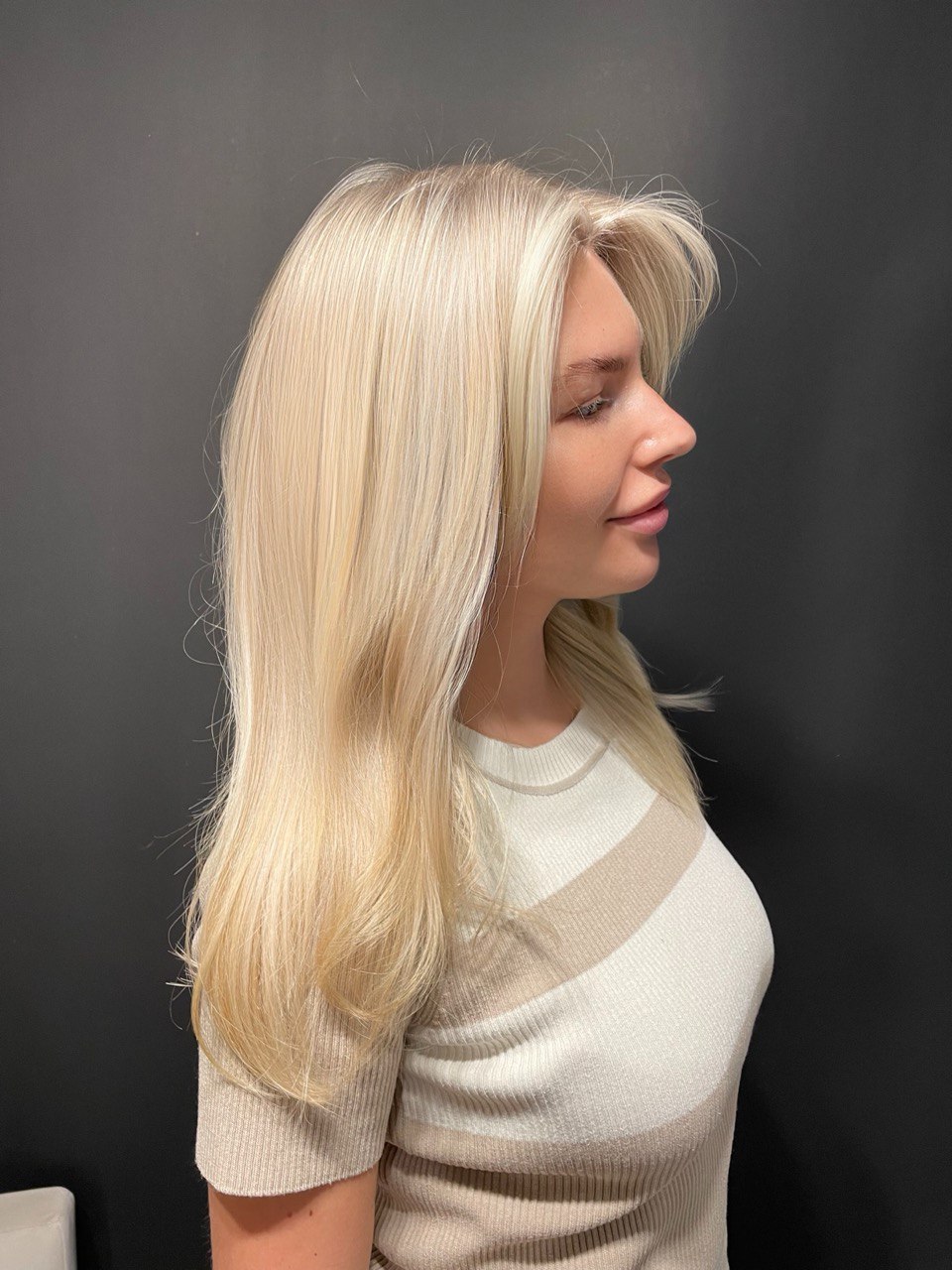 Уход за блондом в салоне красоты