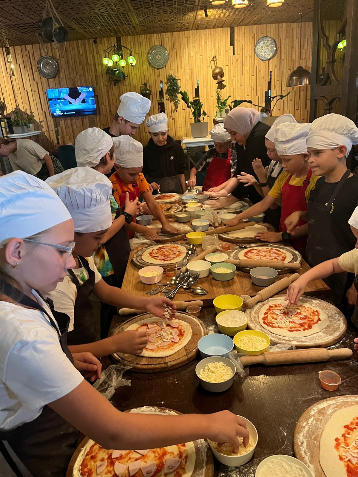 Дети в летнем лагере в Ярославле