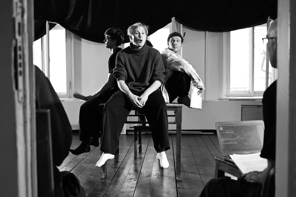 Репетиция спектакля «День закрытых дверей» в Театре Наций