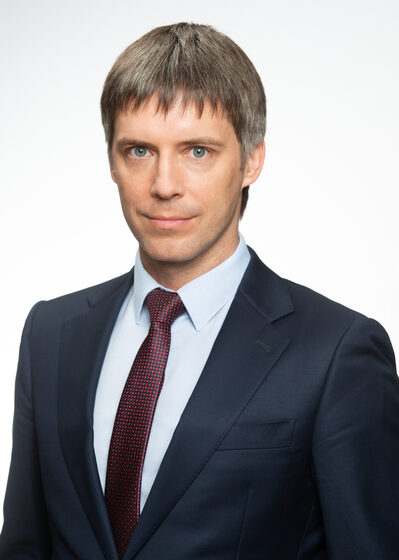 Николай Медведев