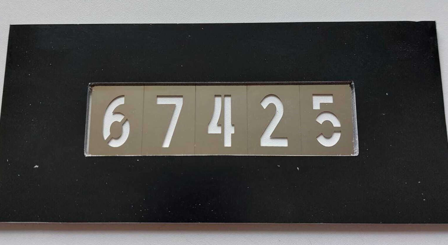 Заказать наборные трафареты | Neon Design