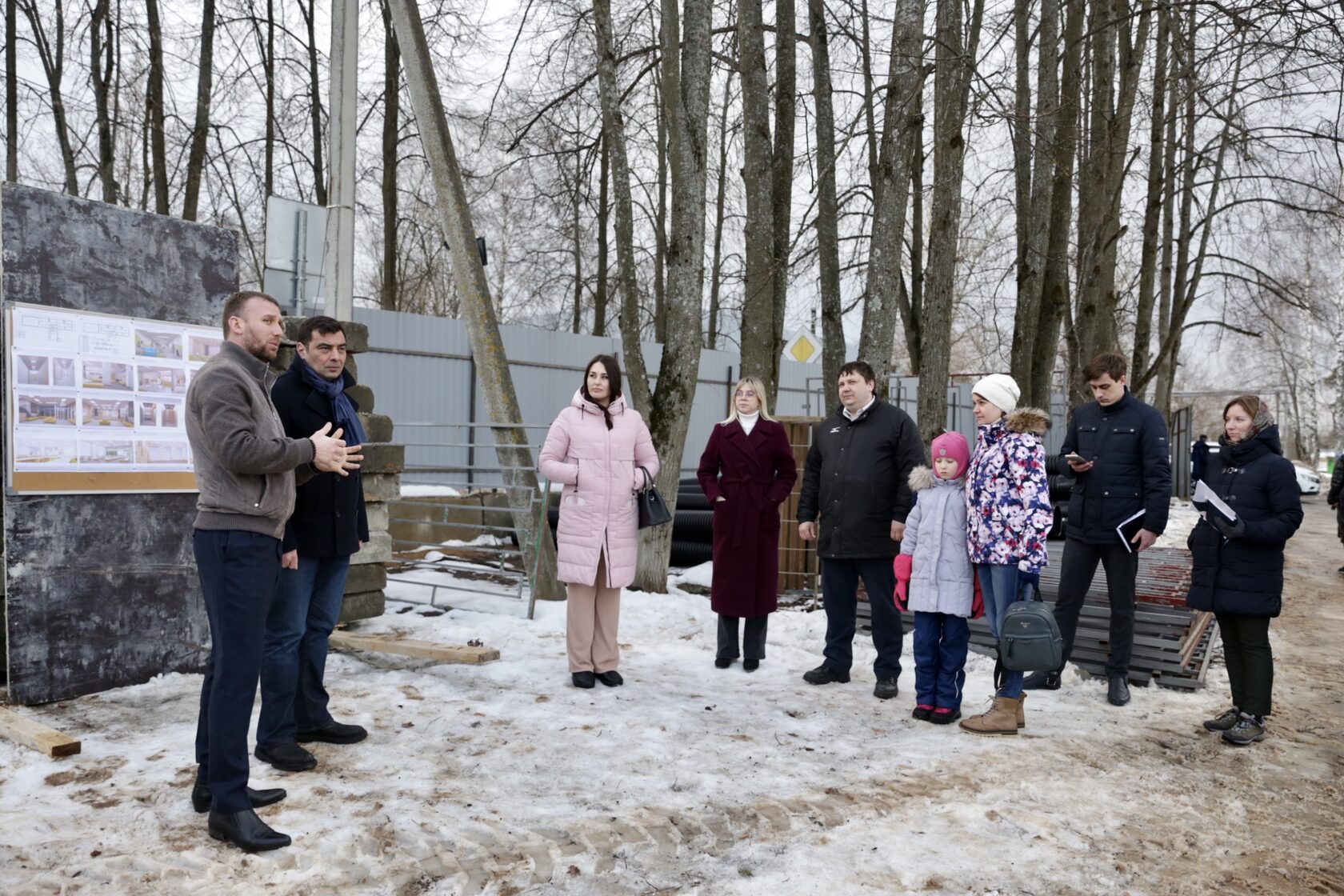 Разработка котлована под пристройку к Поваровской школе стартовала в  Солнечногорске - Издательский дом «Сорок один»