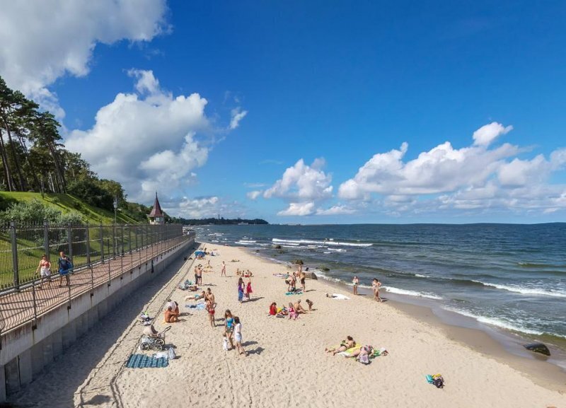 Песчаный пляж в Пионерском