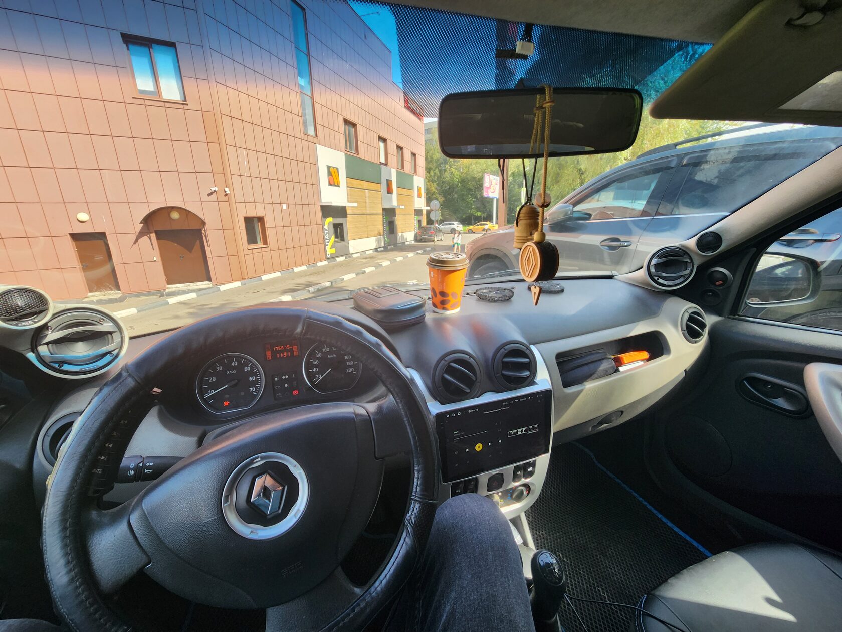 автозвук Renault Logan