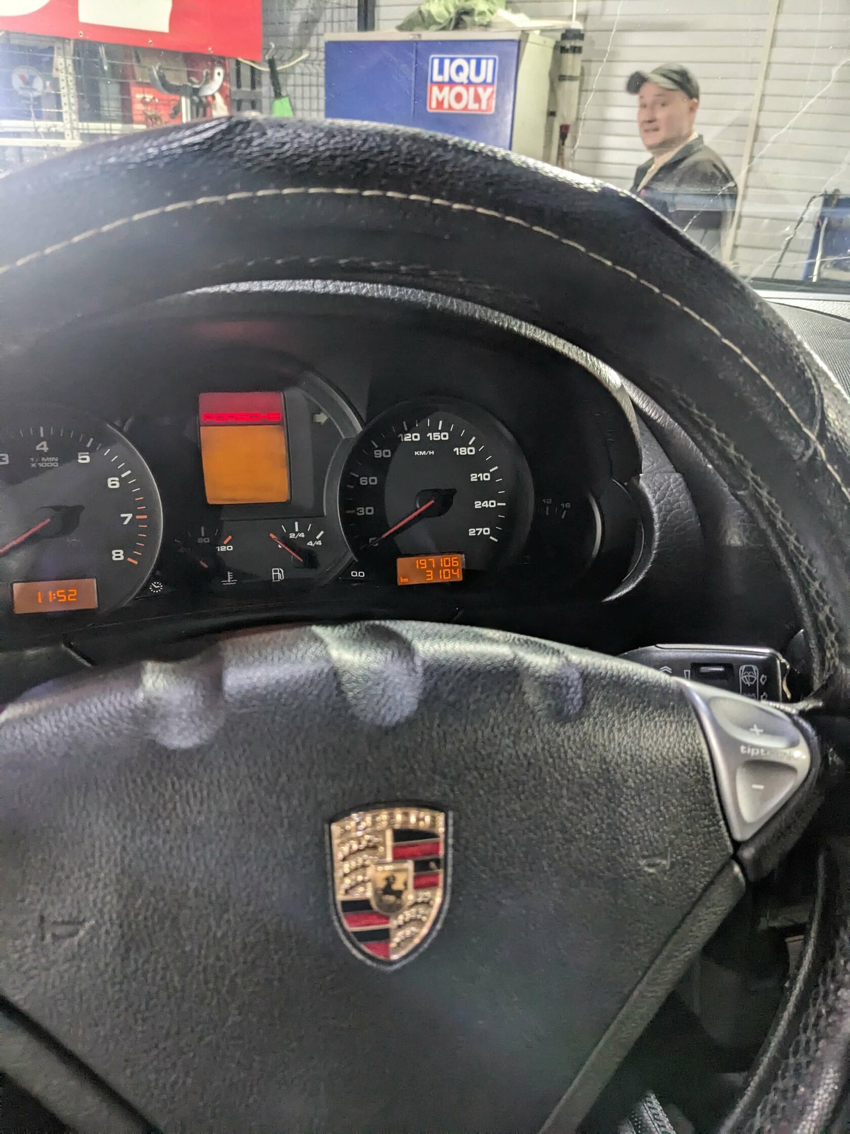 Пробег Porsche Cayenne 957