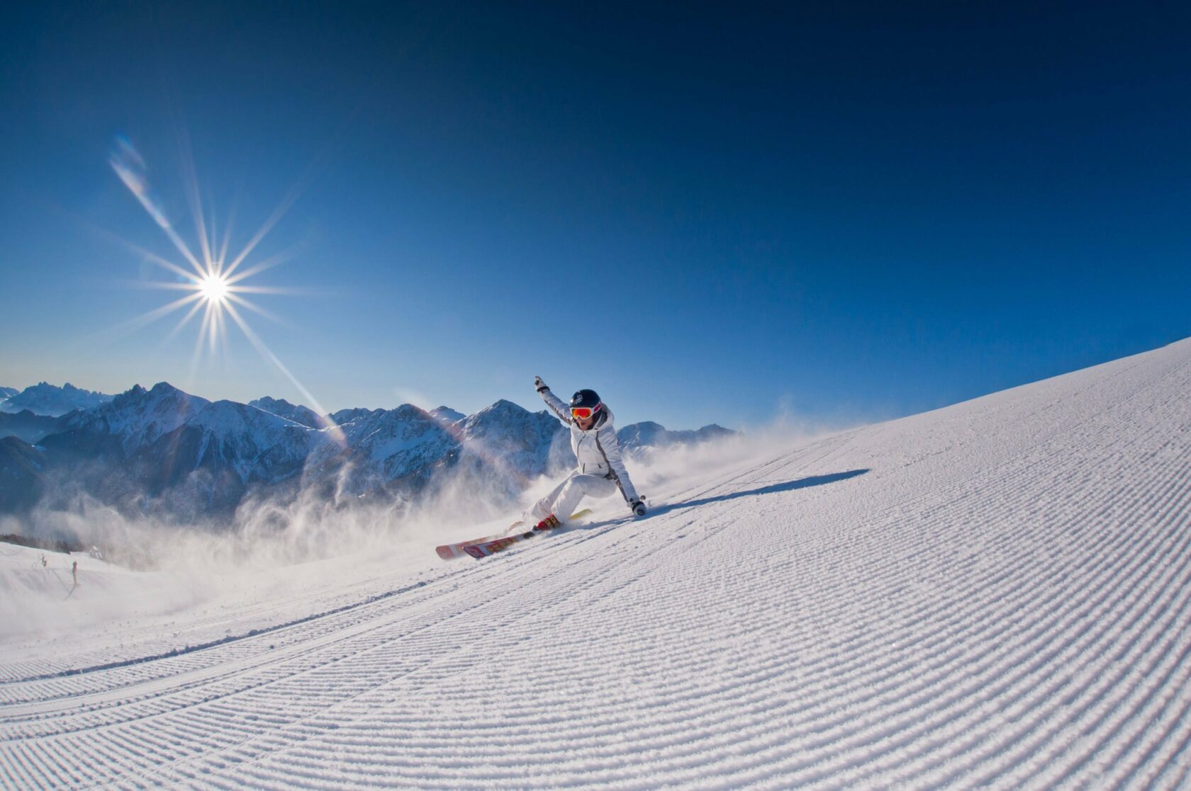 See ski. Вельвет горнолыжка. Горные лыжи вельвет. Кронплатц горнолыжный. Горы лыжи.