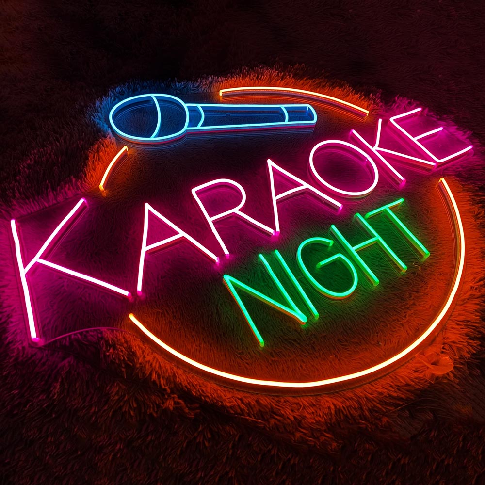 вечер в ресторане. море ресторан ночь. микрофон вечеринка. караоке вечер. караоке ночные фонари.