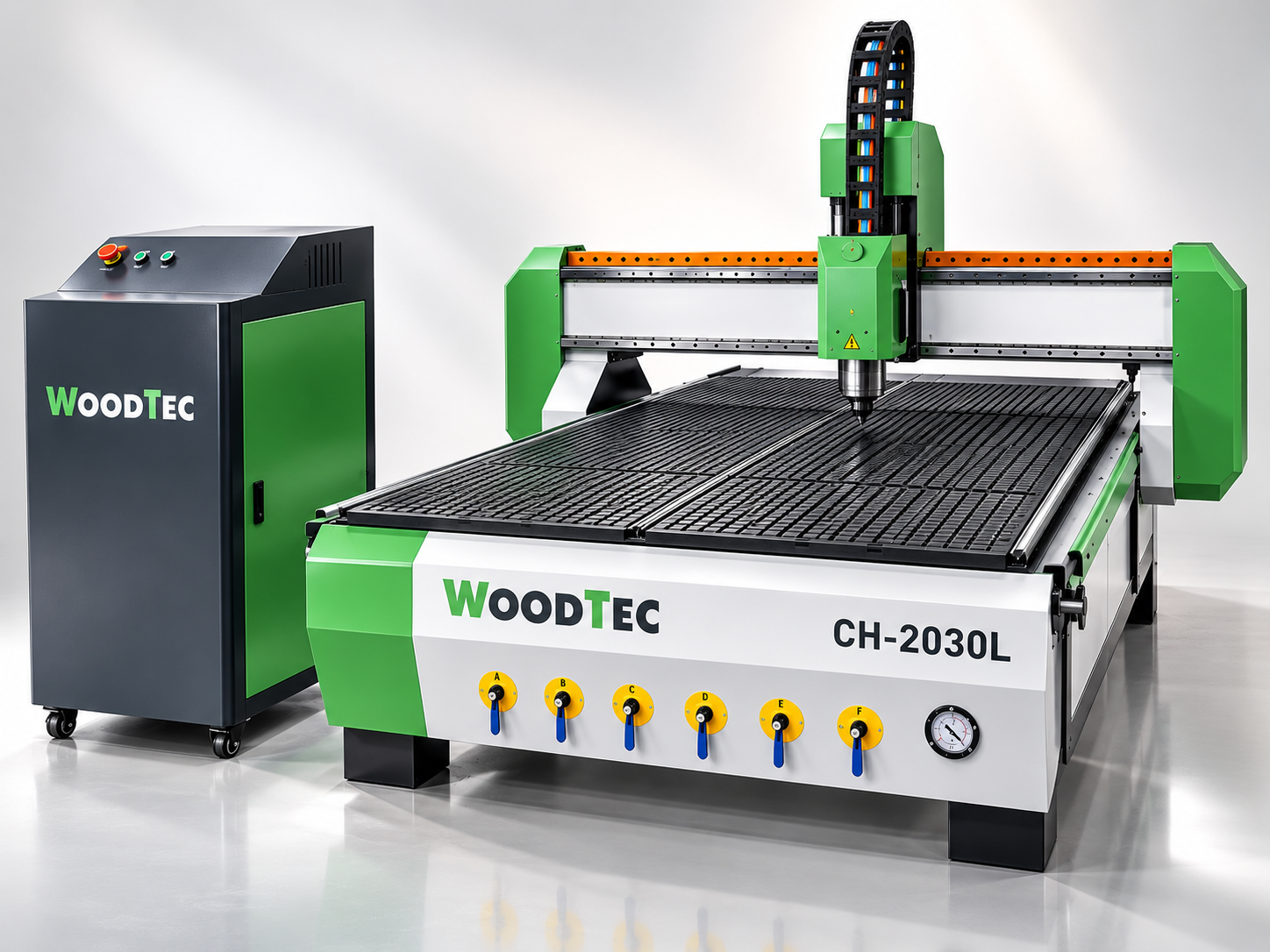 Фрезерно-гравировальный станок с ЧПУ WoodTec CH 2030L