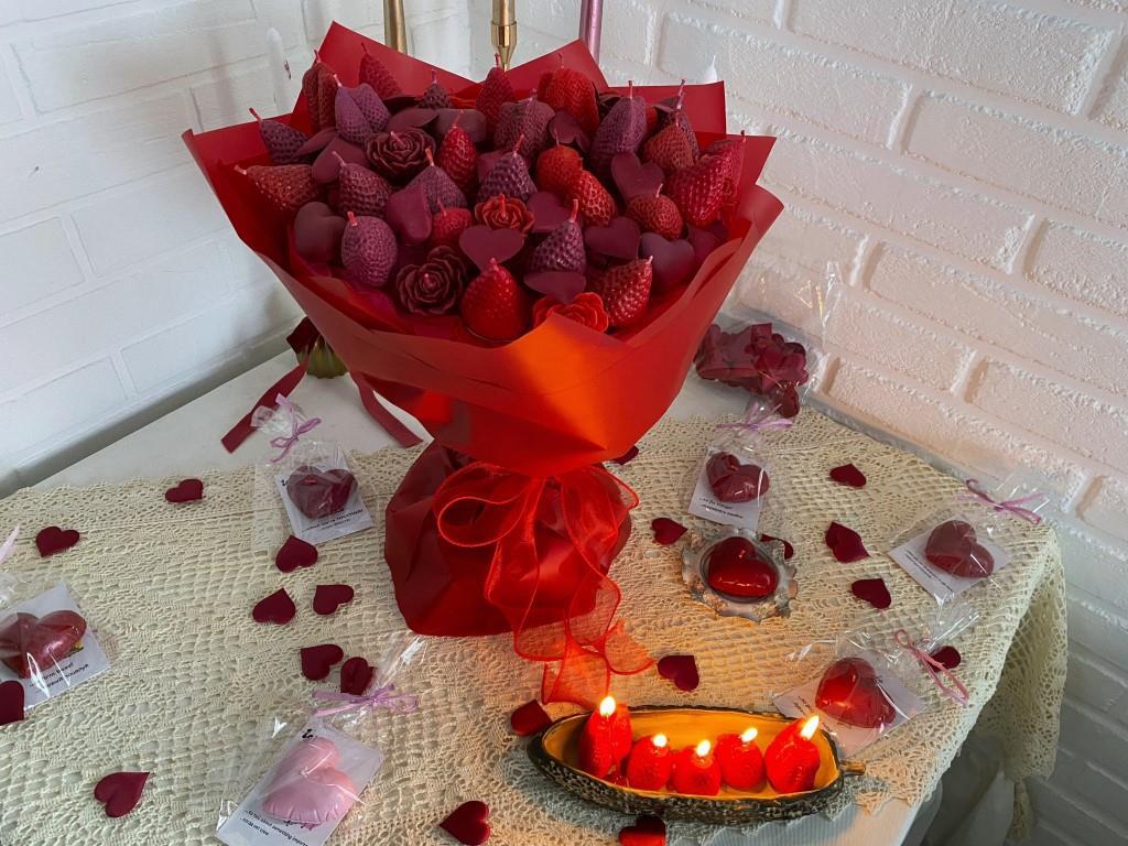 Букет «Сердце с клубникой»