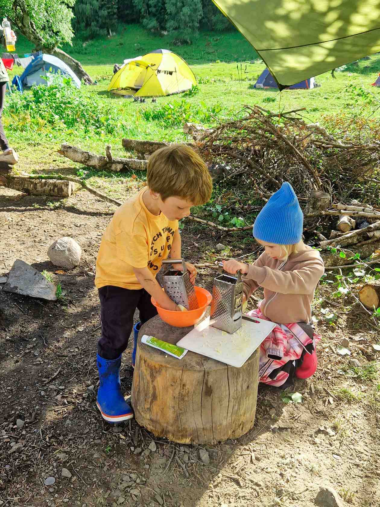 семейные походы в Архыз, Татьяна Виноградова, в горах с палатками