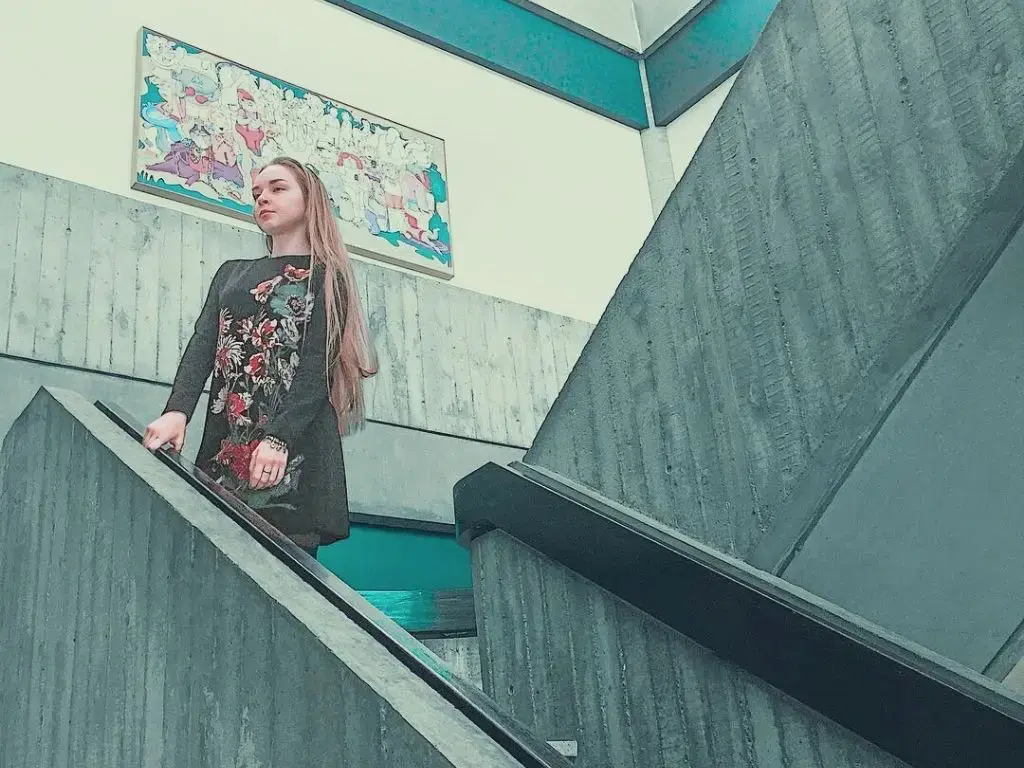 Do schools teach English the wrong way?