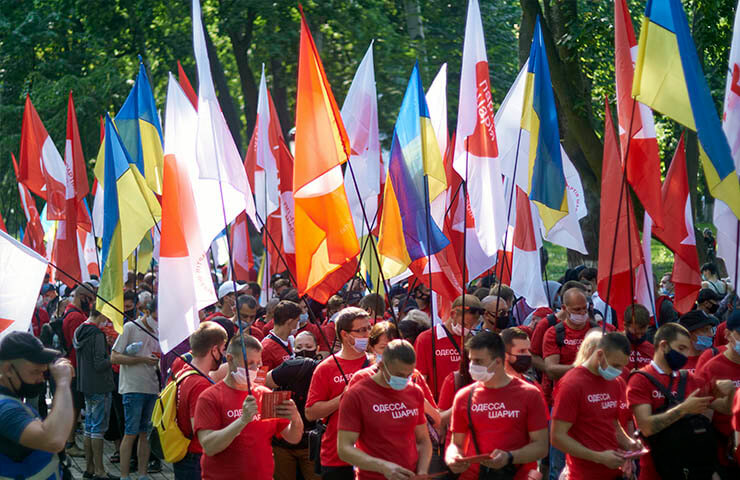 Партия Шария на митинге в Киеве - фото