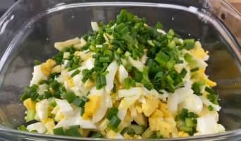 Приготовление салата «Одесса»: шаг 4