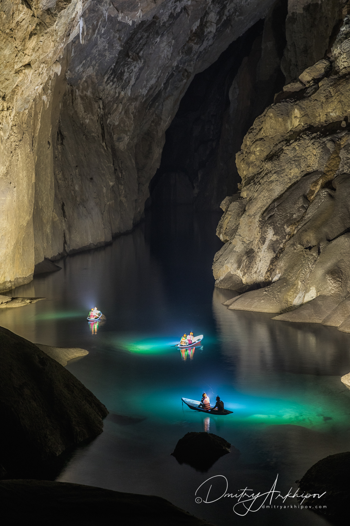 Неизведанные места. Пещера Шондонг. Пещера Шондонг Вьетнам. Пещера Хан сон Дунг Вьетнам. Самая большая пещера – сон Дунг, Вьетнам.