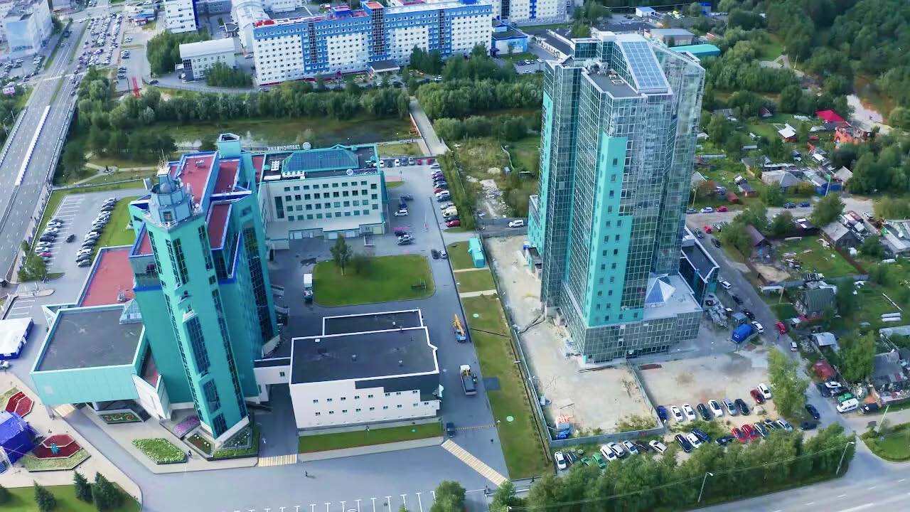 22-этажное здание Газпром Переработка