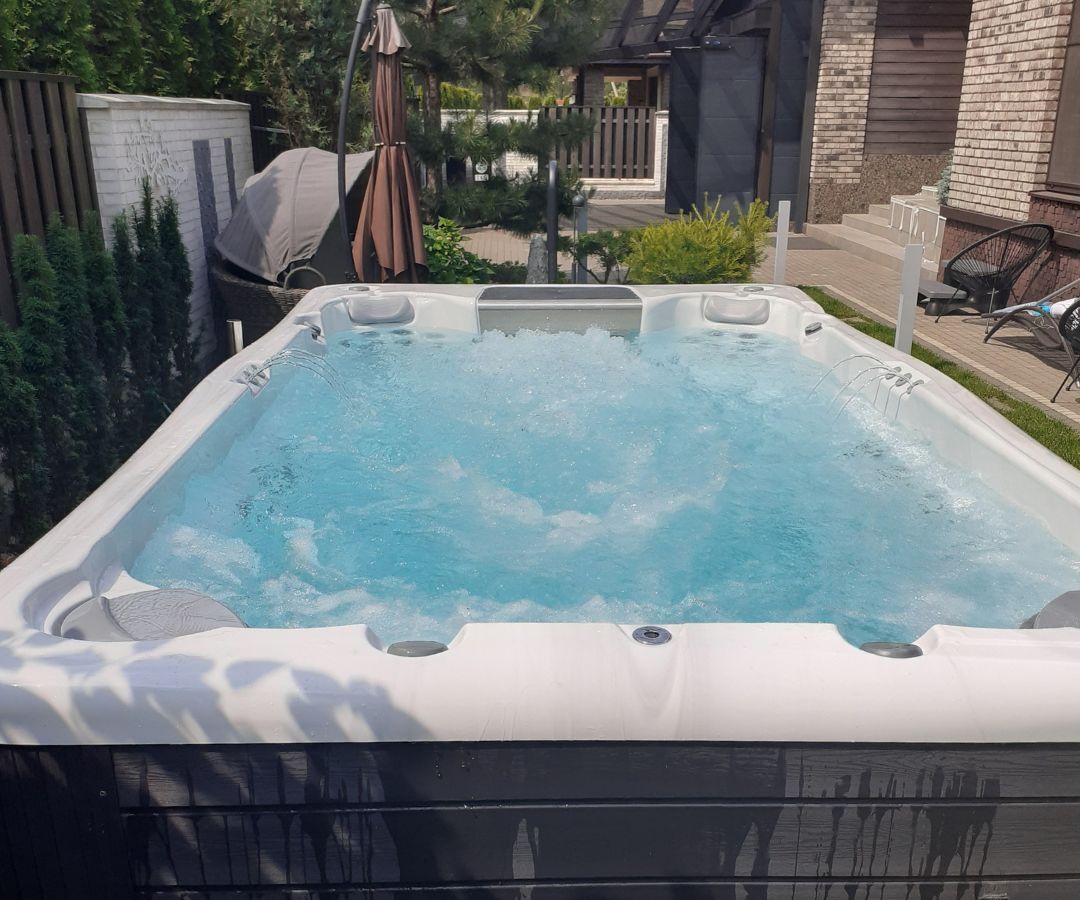 Чем плавательный спа-бассейн лучше обычного