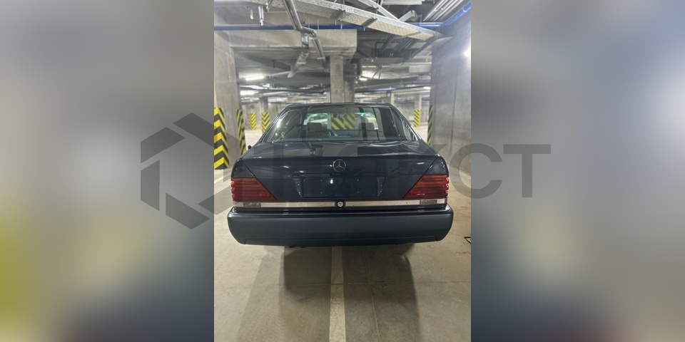 Фото Mercedes-Benz 300 SE № 2