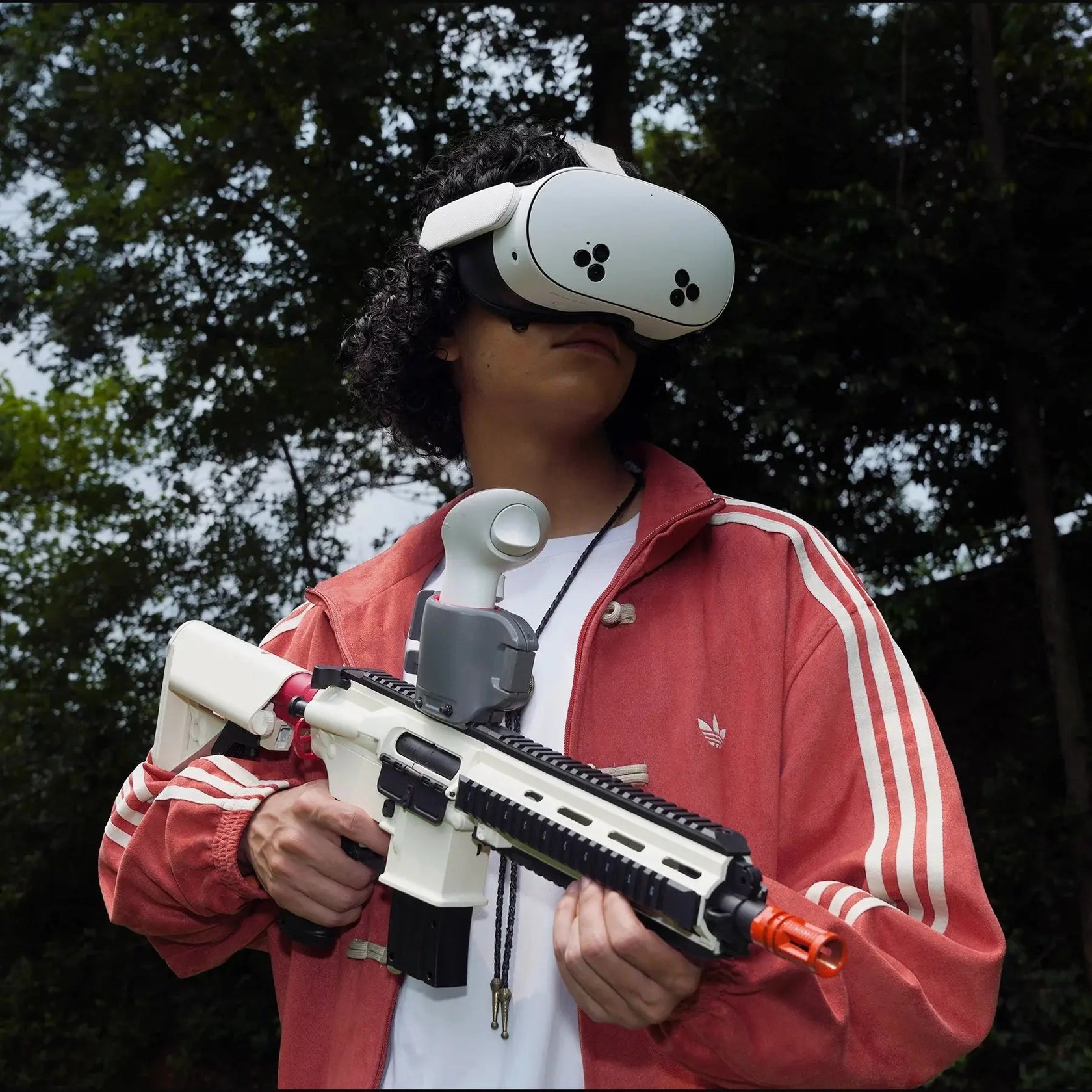 Virtual reality mode: VR headset and M416 rifle
