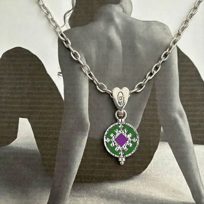 Фотография украшения