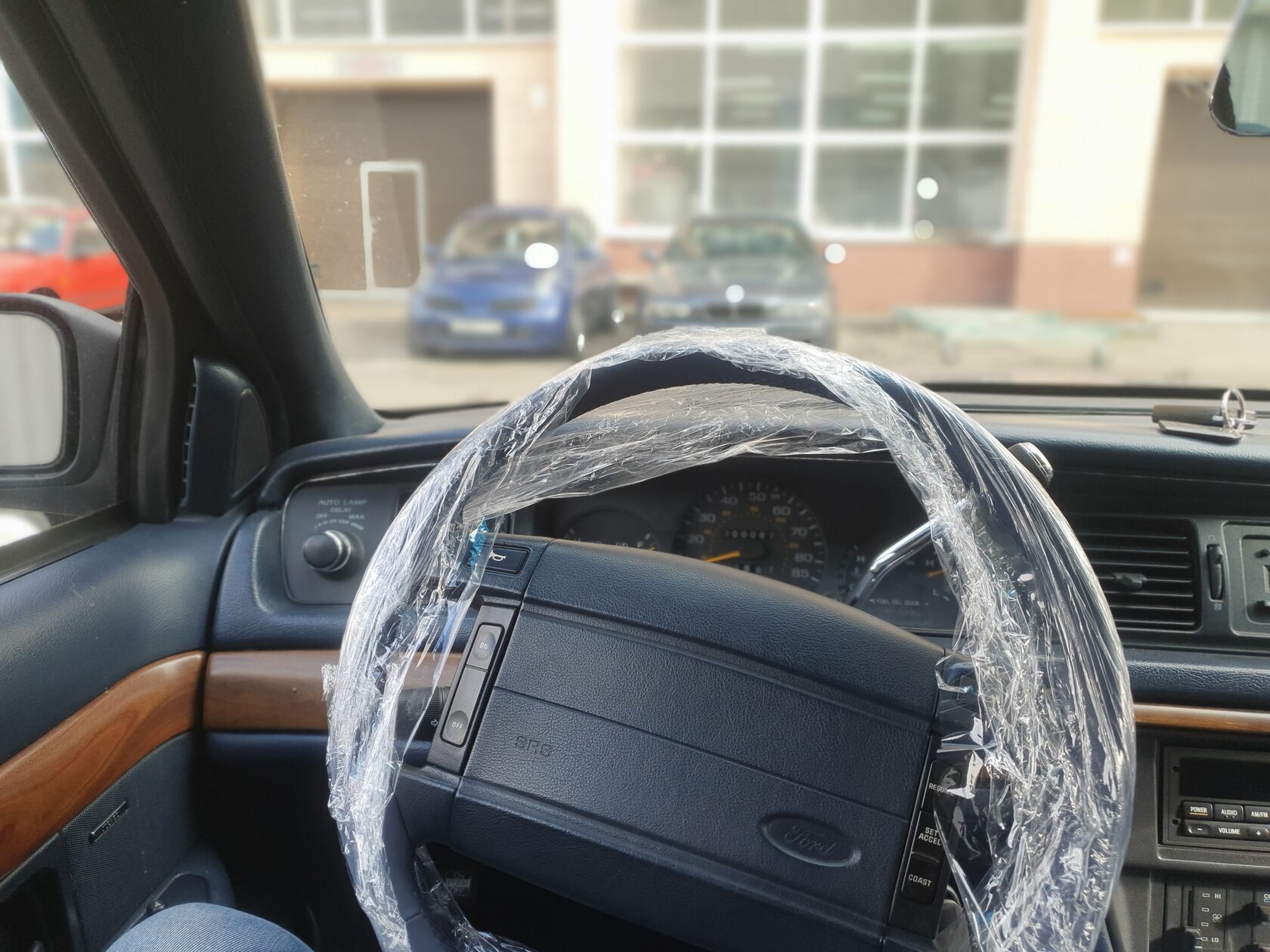 установка автозвука форд краун виктория