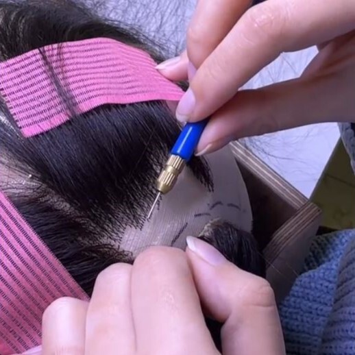 Процесс ручного изготовления полной системы замещения волос в мастерской Алины Сокол