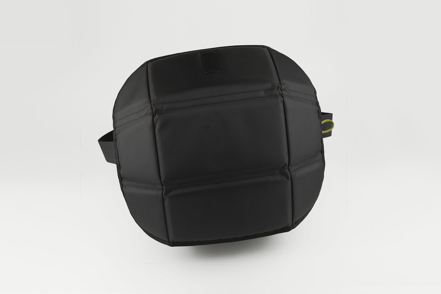 Сидушка Butt Savers имеет анатомическую форму в разложенном состоянии