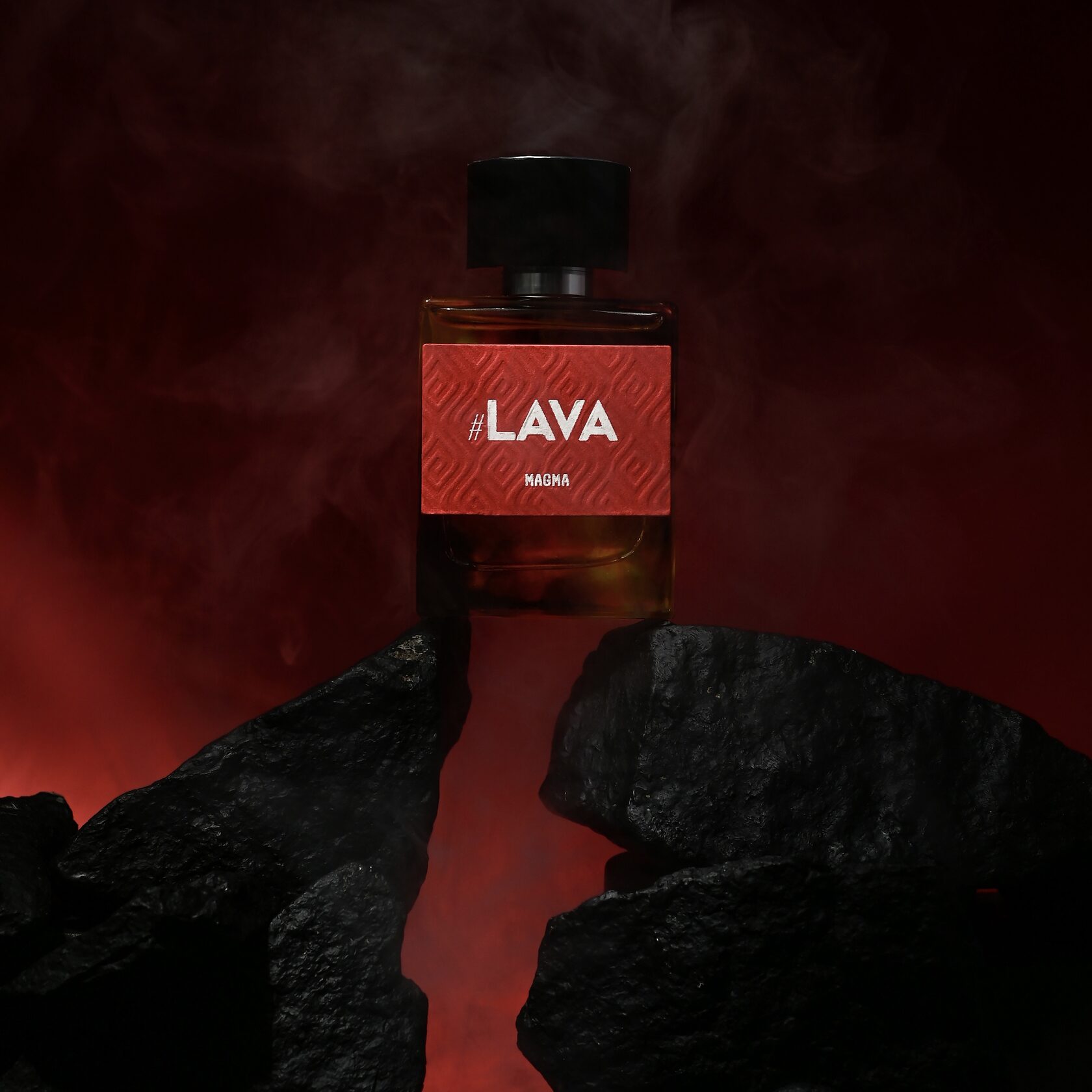 #LAVA – Зажжённая спичка, покусывающее пламя, ветивер и горячие угли