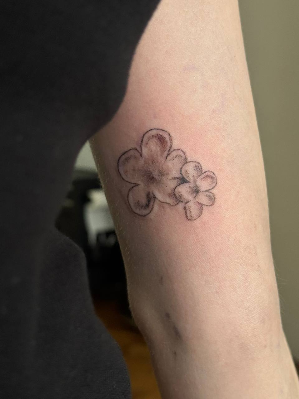 Body tattoo geometry