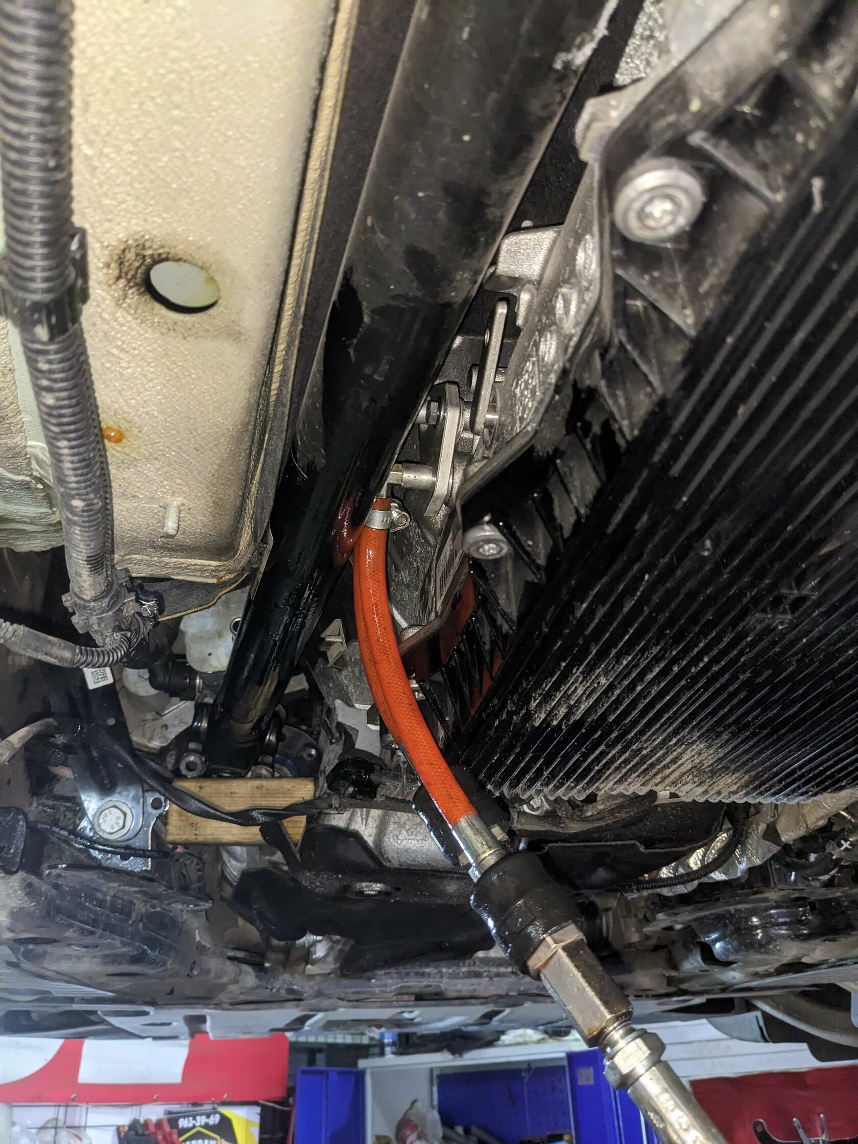 Подключение установки Motul Evo к BMW X5