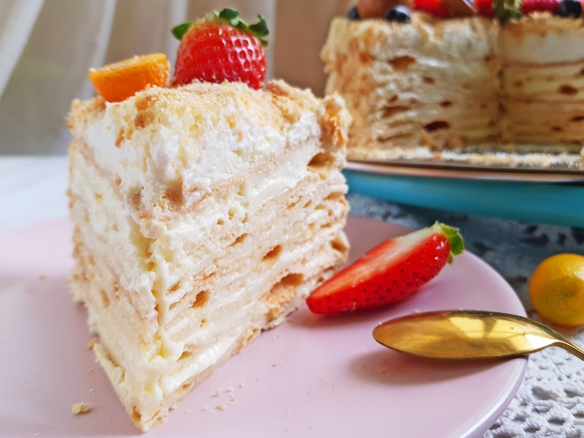 Торт Наполеон - рецепт самого вкусного торта из детства!