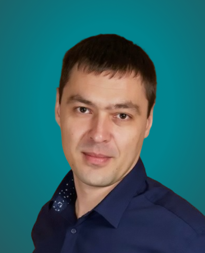 Илья Панов