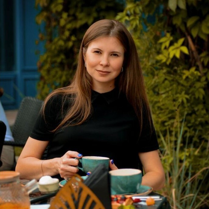 Марина Литвинова