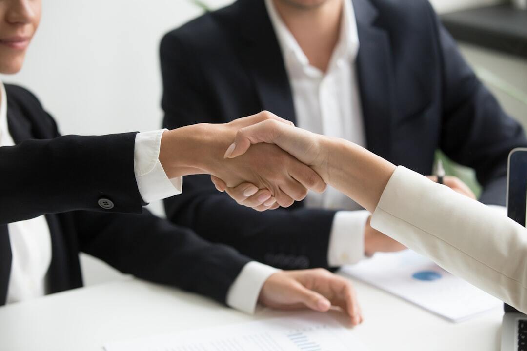 Profesionales adoptando tecnologia CRM