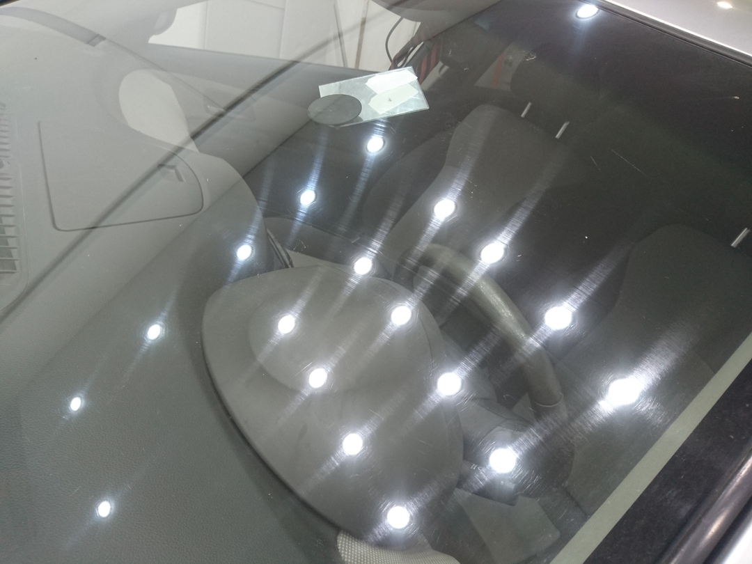 граффити на стекле до полировки