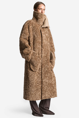 Бомер женский черный