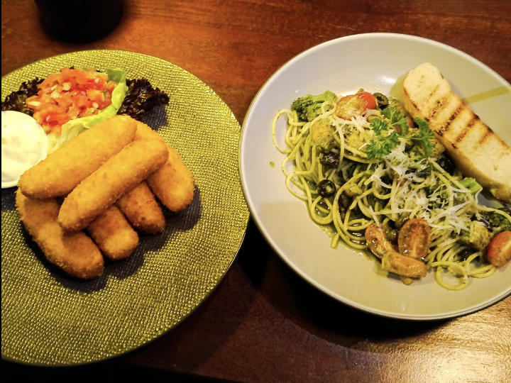 delicious food uluwatu