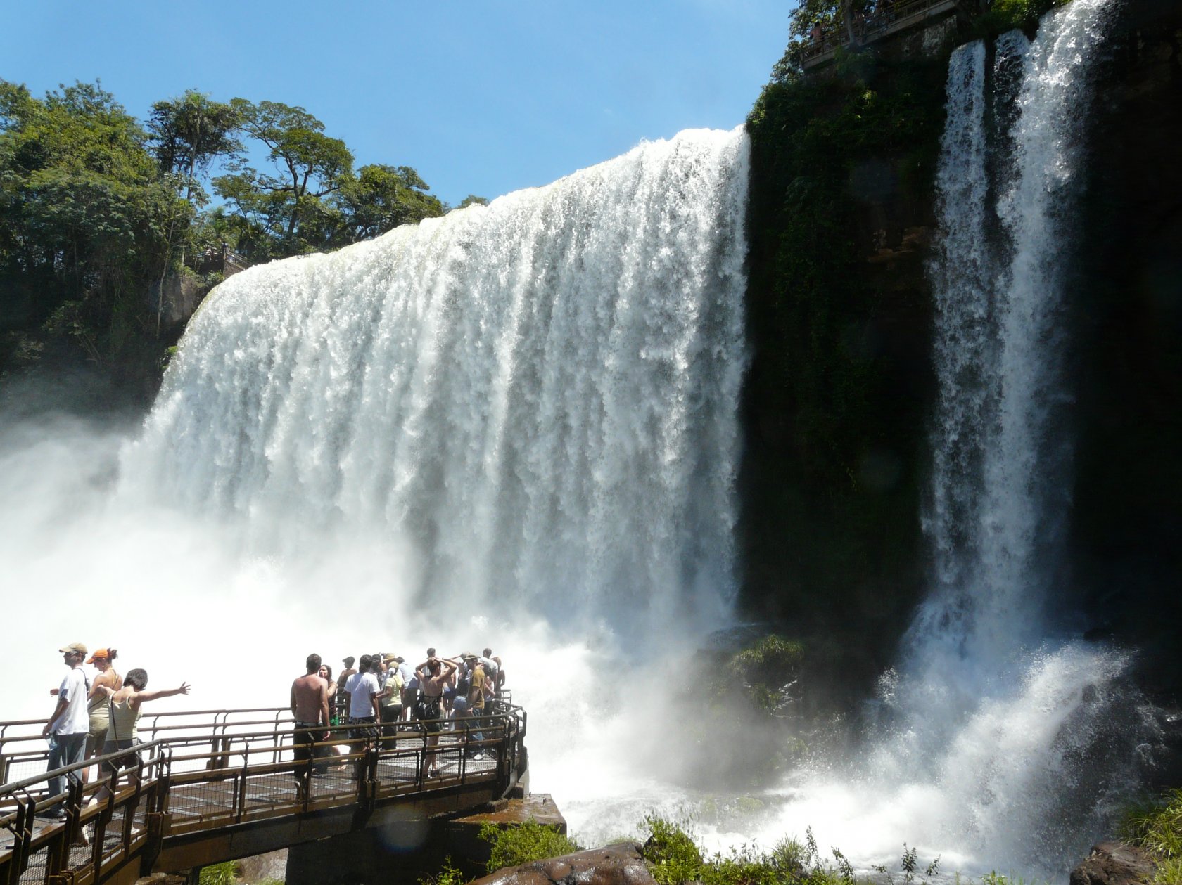 Водопад Виктория, Анхель, Ниагара, Игуасу.