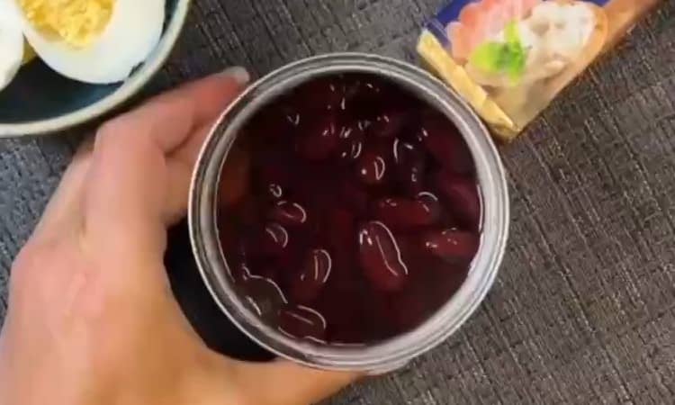 Приготовление паштета из красной фасоли и плавленного сыра: шаг 1
