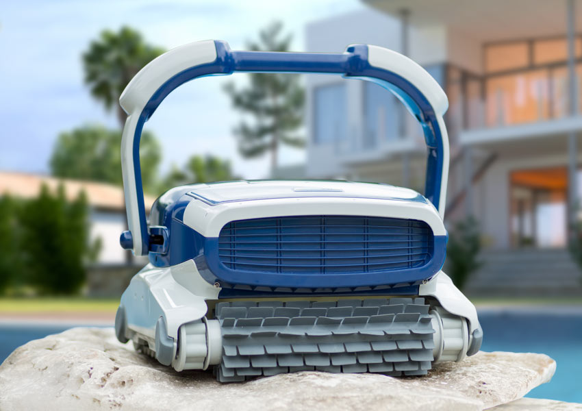 Robot cleaner. Robotic Pool Cleaner 7310 запчасти. Pool Robot x20. Robot is is Cleaning the Pool,.