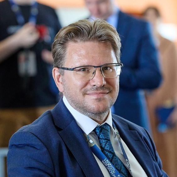 Алексей Маслов