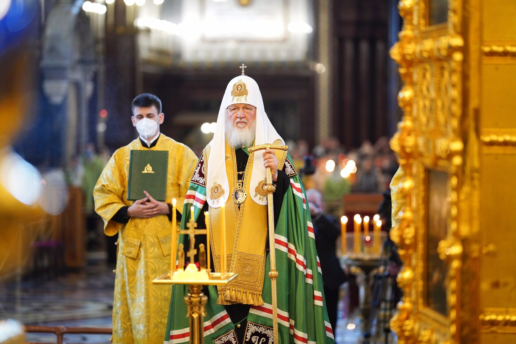 литургия в храме христа спасителя сегодня